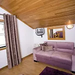Salinas By Alboi Group 3*