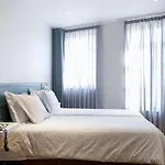 Salinas By Alboi Group فندق أفيرو