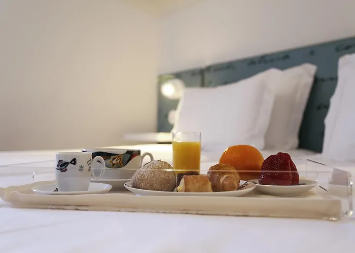 מלון Salinas By Alboi Group 3*