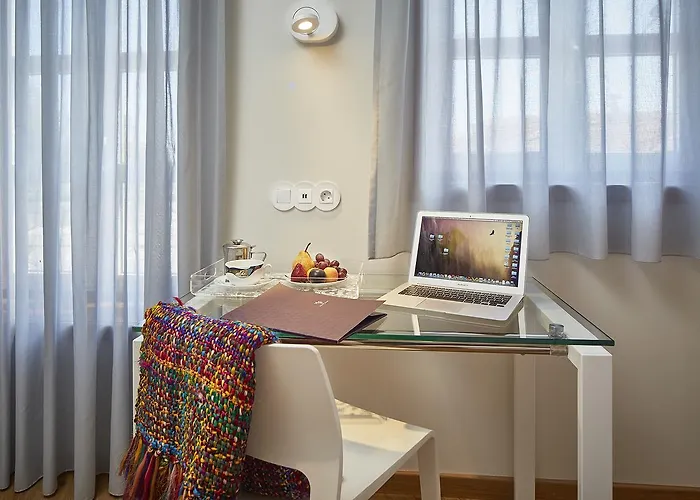 Salinas By Alboi Group