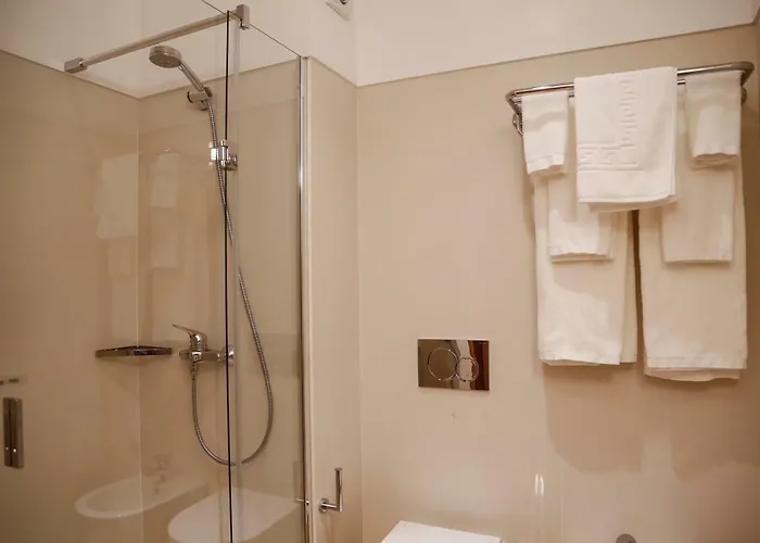 Salinas By Alboi Group